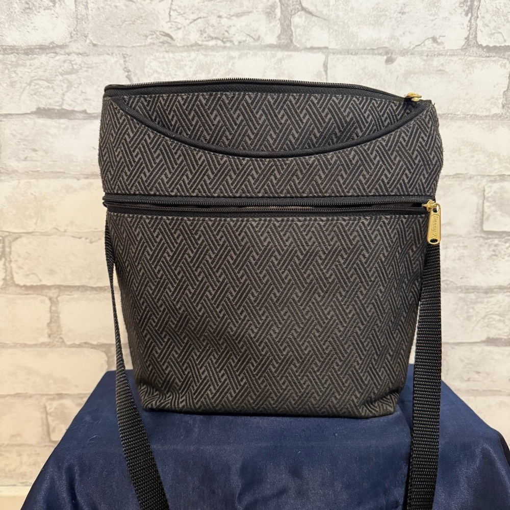 Cross body purse